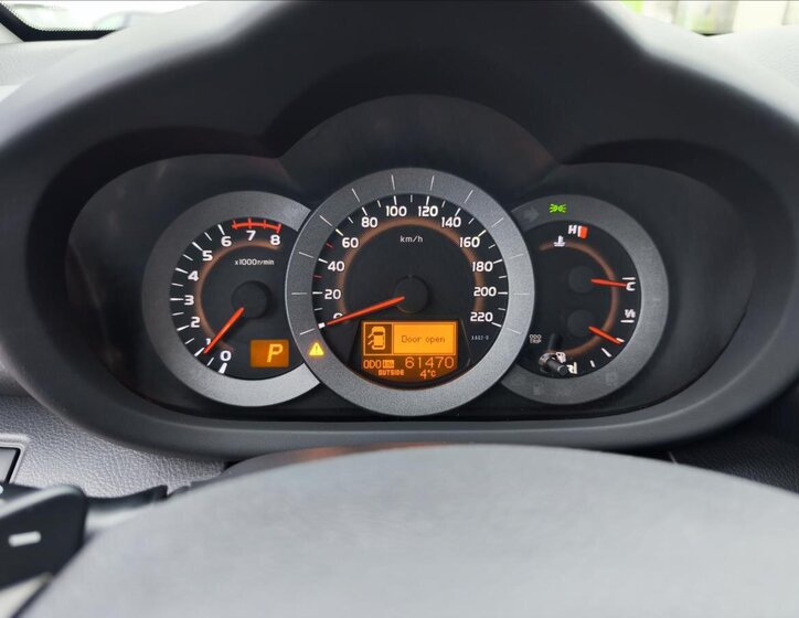 Toyota RAV4 Kombi 2,0 l 116 kw