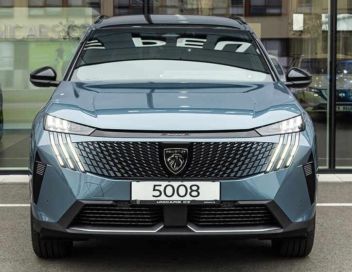 Peugeot 5008 SUV / Terénní 1,2 l 107 kw