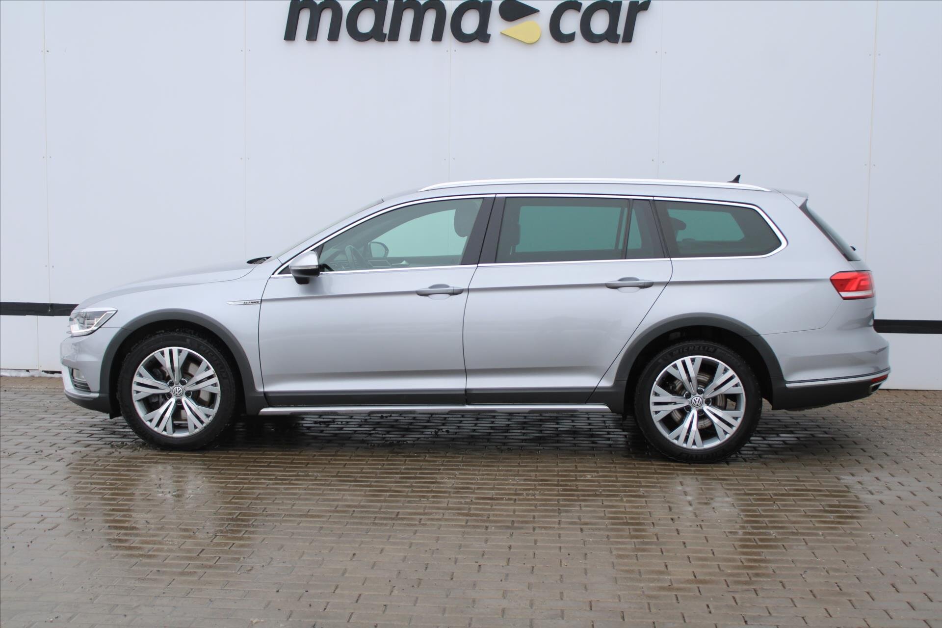 Volkswagen Passat Kombi 2,0 l 176 kw