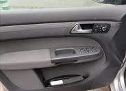 Volkswagen Touran 22