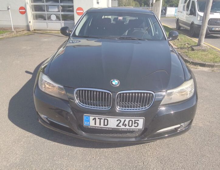 BMW Řada 3 8