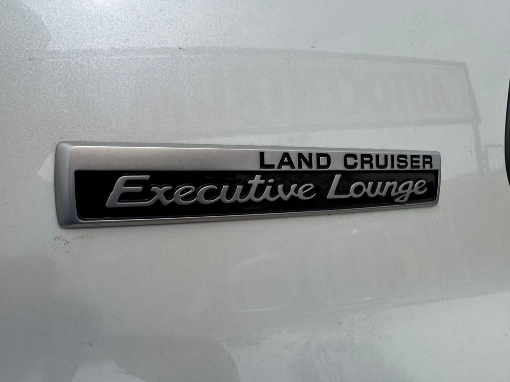 Toyota Land Cruiser SUV / Terénní 4,5 l 186 kw