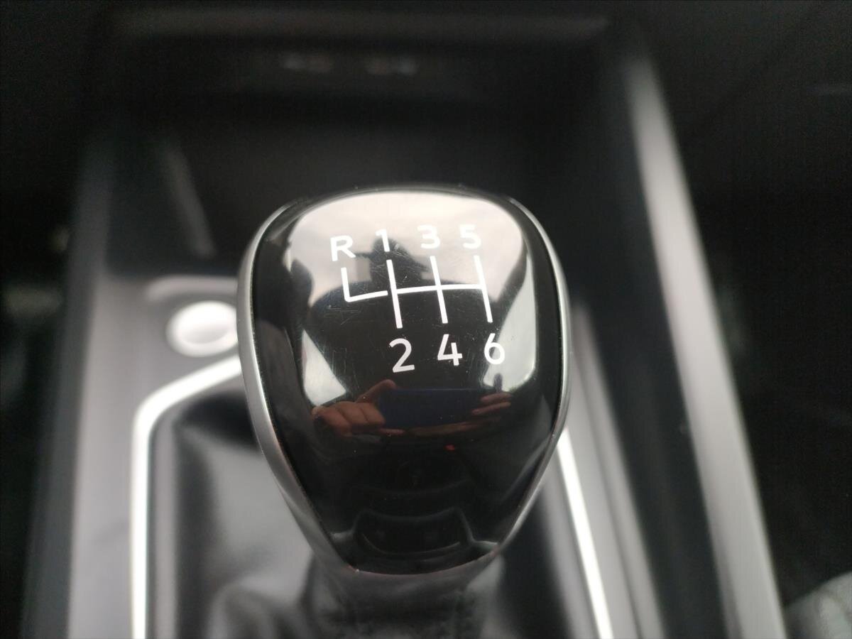 Volkswagen Golf Kombi 2,0 l 110 kw