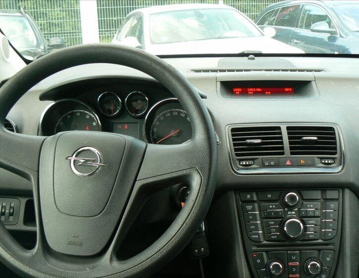 Opel Meriva Hatchback 1,4 l 74 kw