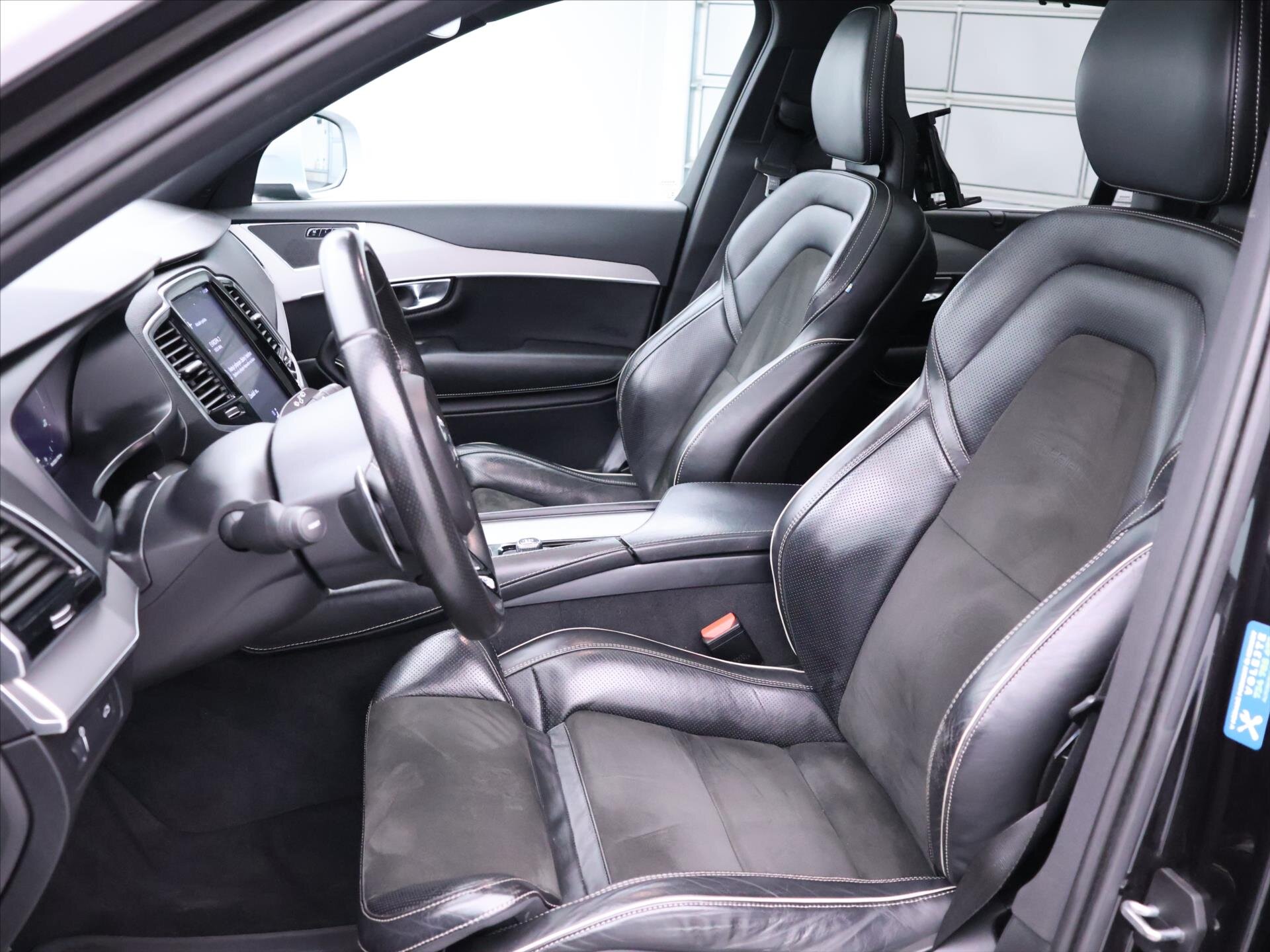 Volvo XC90 SUV 2,0 l 173 kw