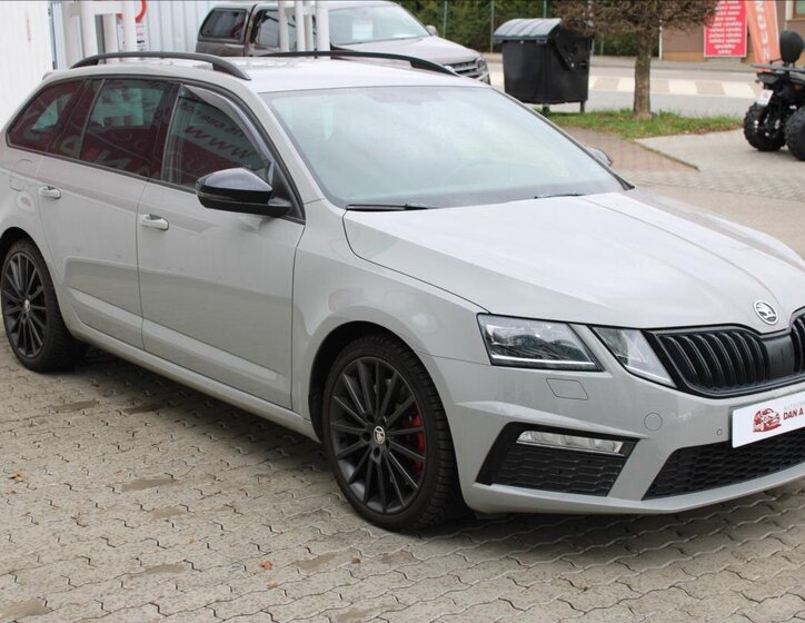 Škoda Octavia Kombi 2,0 l 180 kw