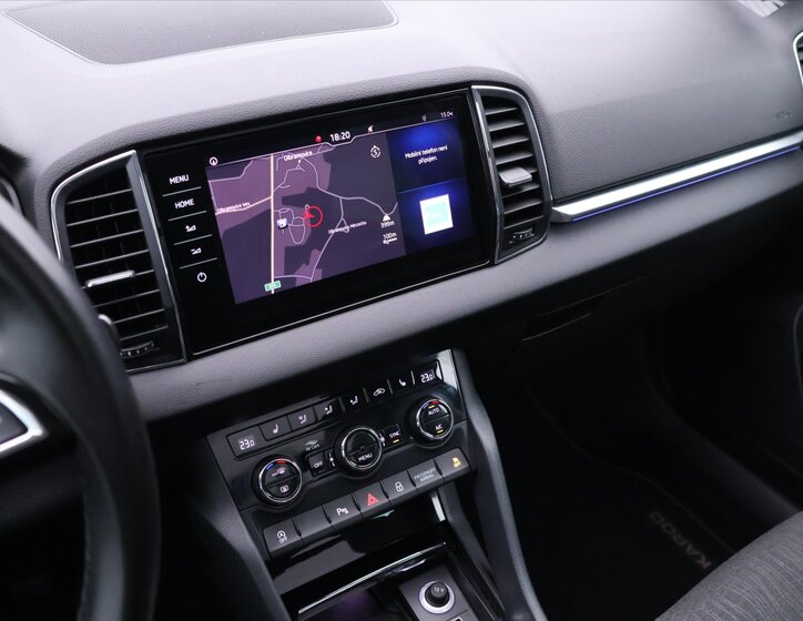 Škoda Karoq SUV 999,0 85 kw