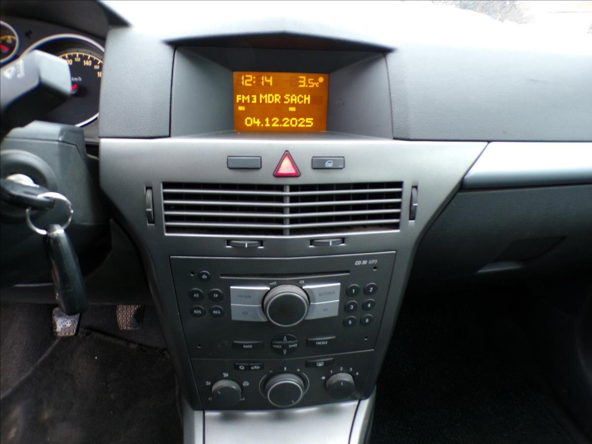 Opel Astra Hatchback 1,6 l 77 kw