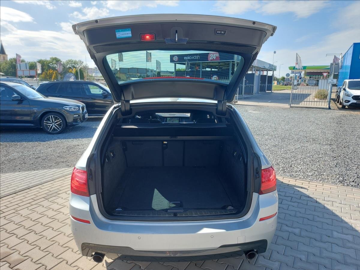 BMW Řada 5 Kombi 3,0 l 230 kw