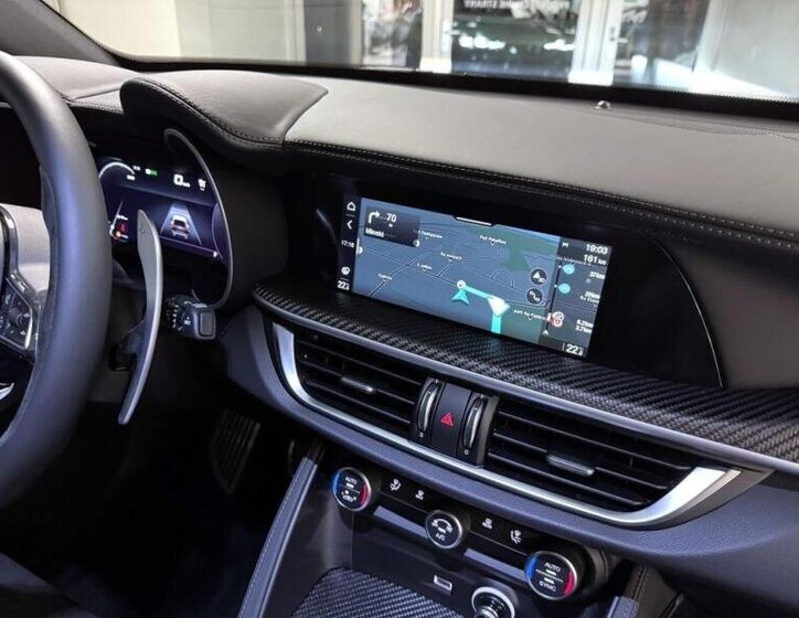 Alfa Romeo Stelvio SUV 2,9 l 382 kw