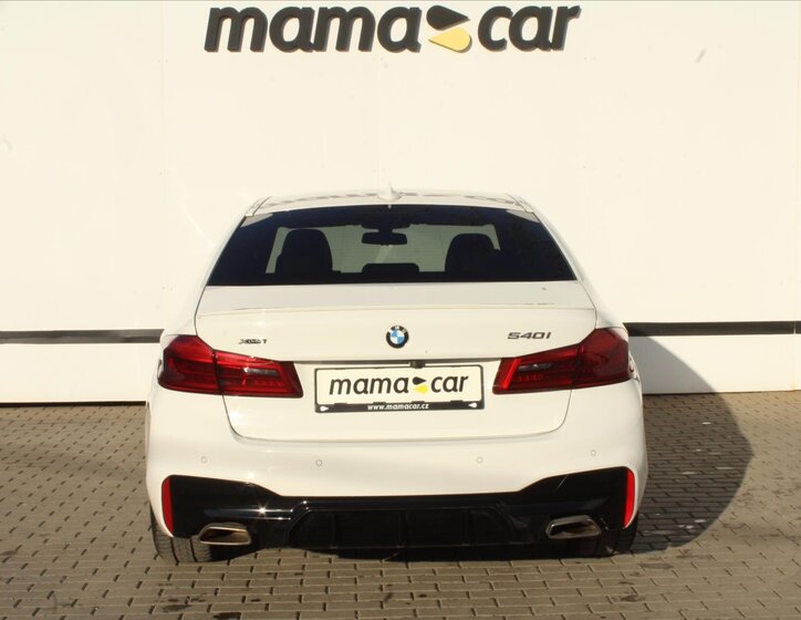 BMW Řada 5 Sedan / Limuzína 3,0 l 250 kw