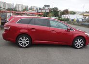 Toyota Avensis 8