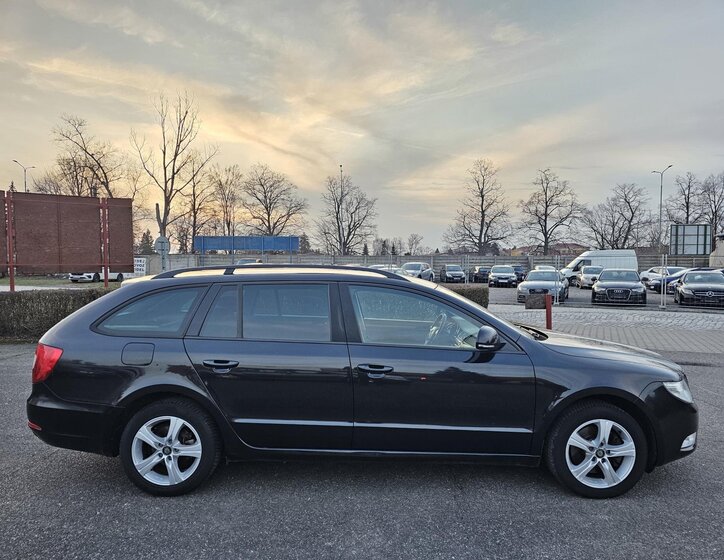 Škoda Superb Kombi 1,4 l 92 kw
