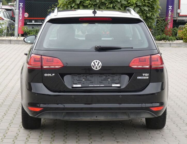 Volkswagen Golf 9