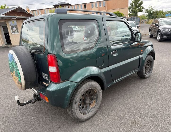 Suzuki Jimny 4