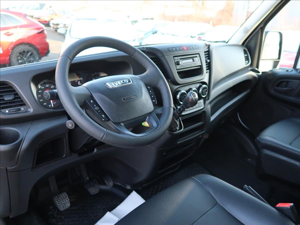 Iveco Daily Sklápěč 2,3 l 100 kw