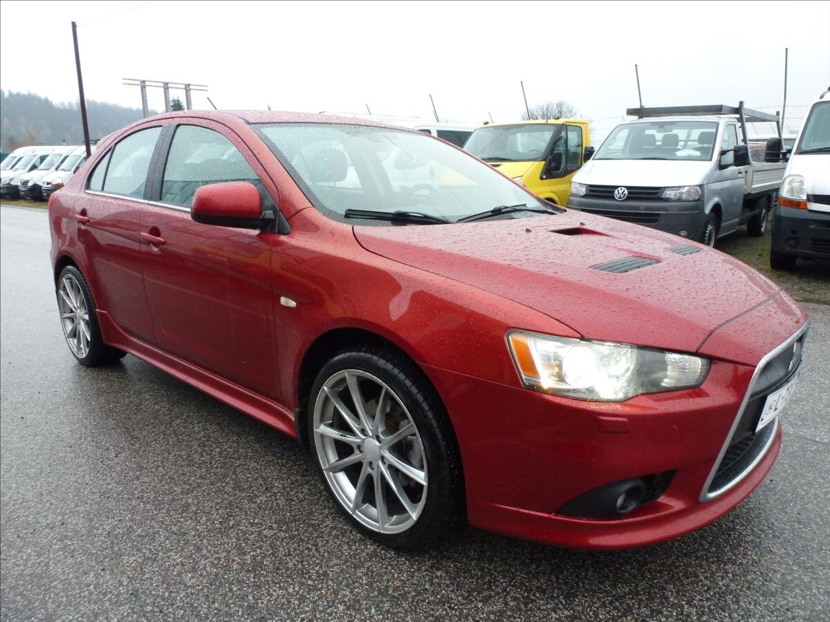 Mitsubishi Lancer Hatchback 2,0 l 217 kw