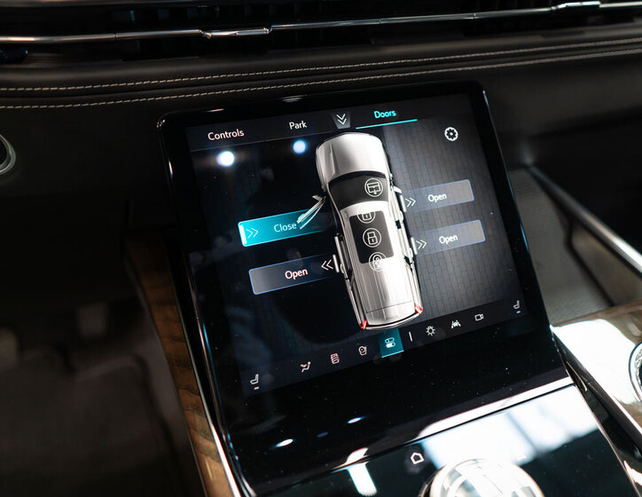 Cadillac Escalade SUV 6,2 l 313 kw