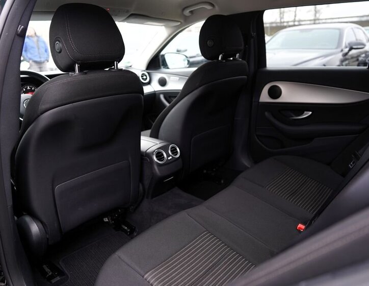 Mercedes-Benz Třídy E Kombi 2,0 l 143 kw