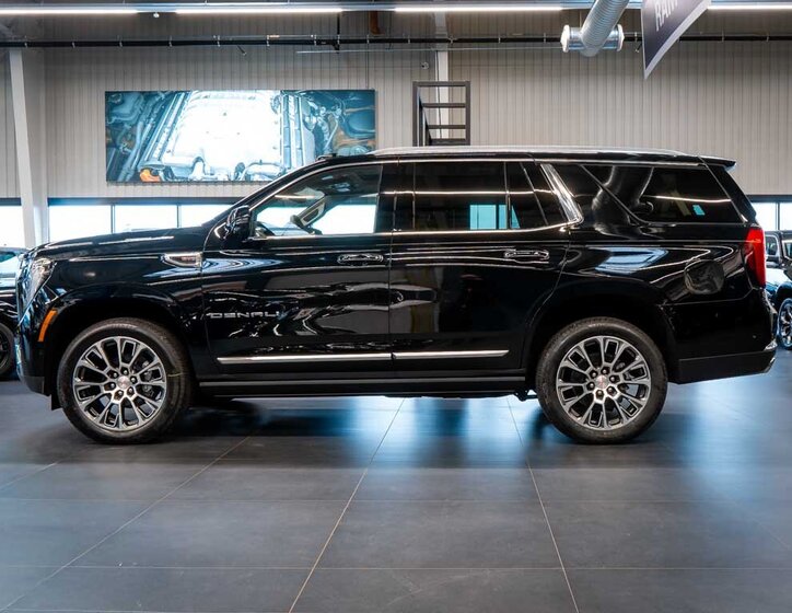 GMC Yukon SUV 6,2 l 313 kw