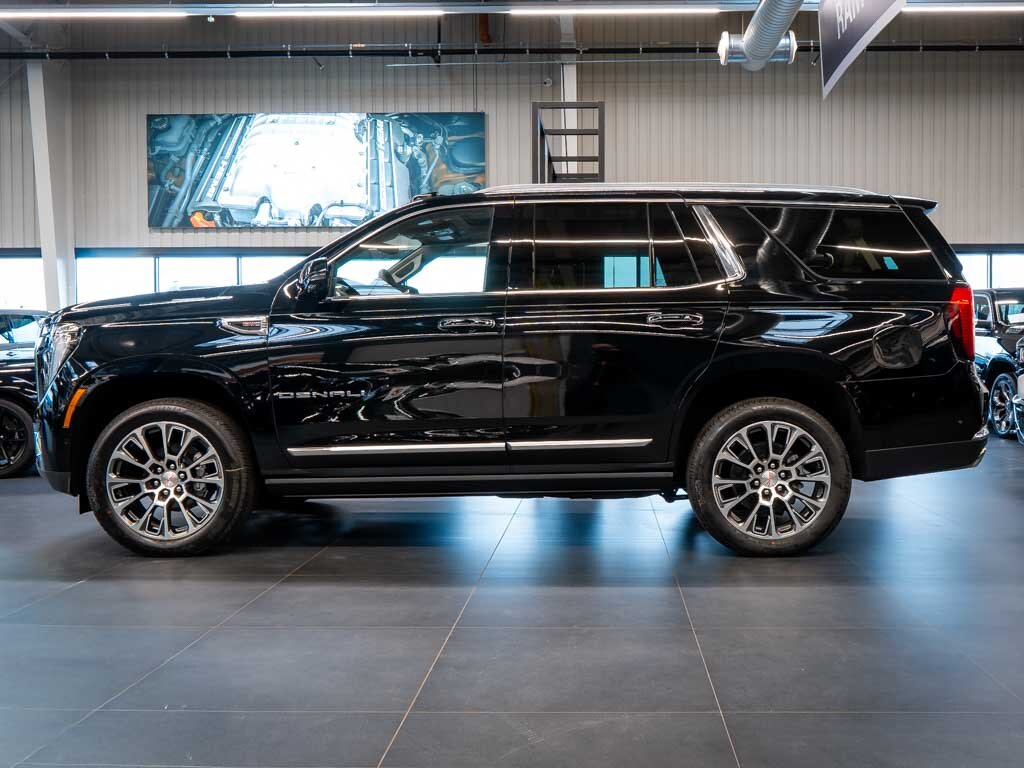 GMC Yukon SUV 6,2 l 313 kw