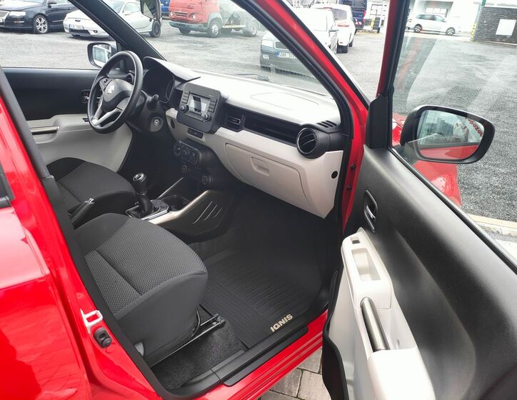 Suzuki Ignis 15