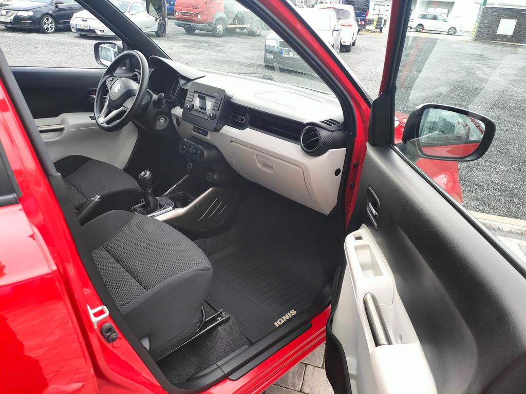 Suzuki Ignis