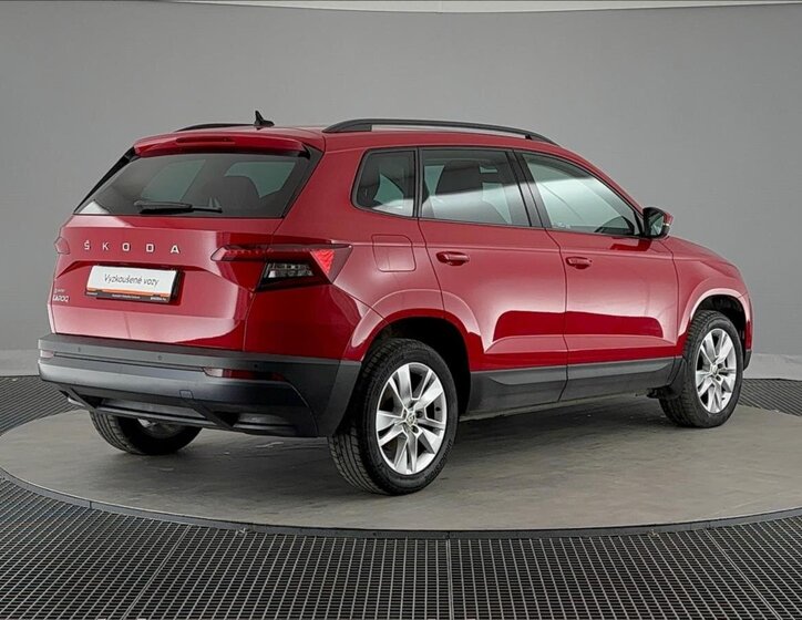Škoda Karoq SUV / Terénní 2,0 l 85 kw