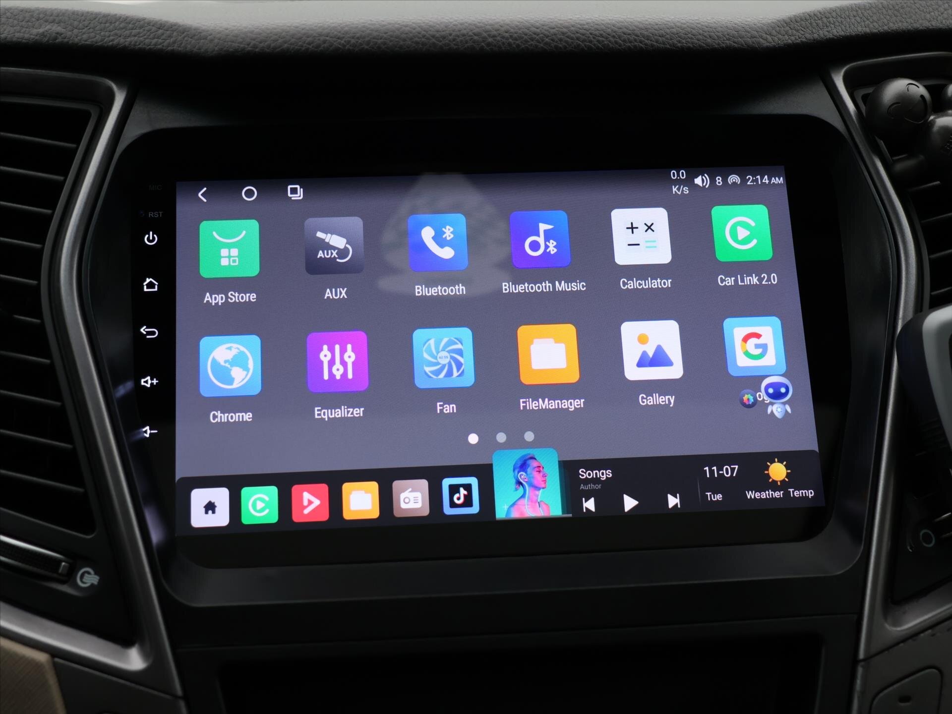 Hyundai Grand Santa Fe