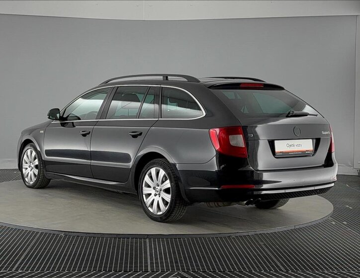 Škoda Superb Kombi 2,0 l 103 kw