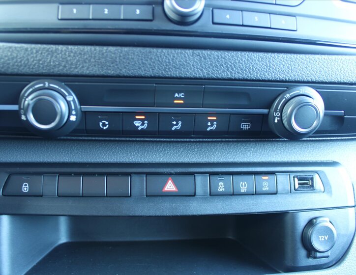 Toyota ProAce Kombi 2,0 l 106 kw