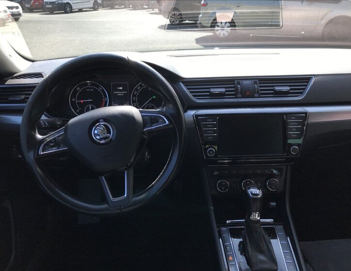 Škoda Superb Kombi 2,0 l 140 kw