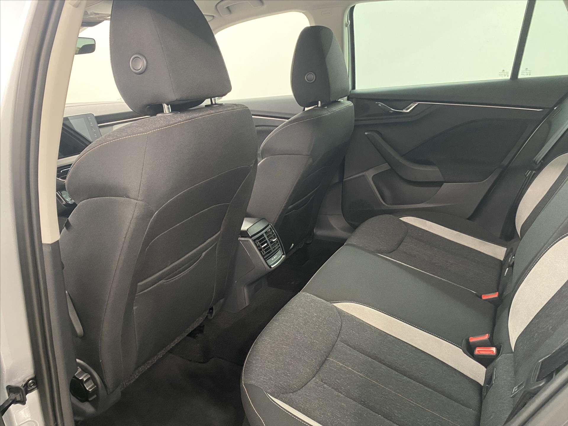 Škoda Scala Hatchback 1,5 l 110 kw