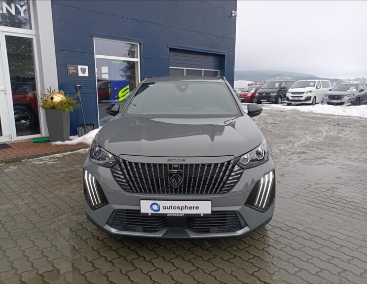 Peugeot 2008 SUV 1,2 l 96 kw