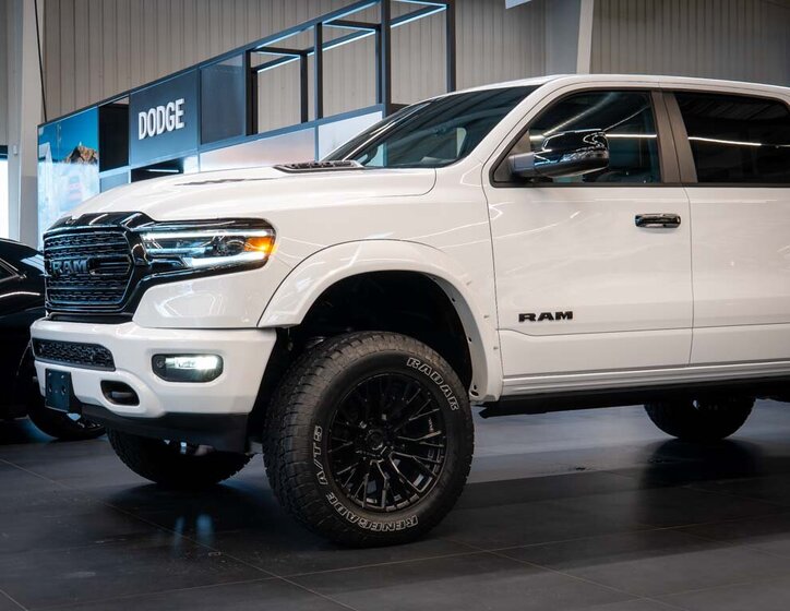 Dodge RAM Pick-up 5,7 l 291 kw
