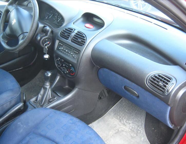 Peugeot 206 14
