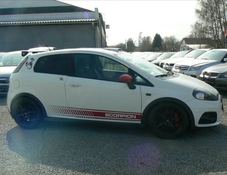 Fiat Grande Punto Hatchback 1,4 l 114 kw