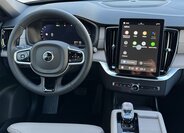 Volvo XC90 SUV / Terénní 2,0 l 335 kw