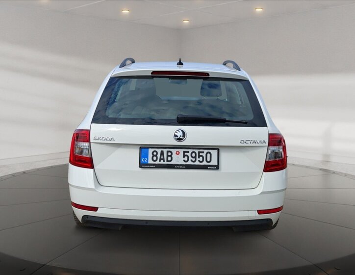 Škoda Octavia Kombi 2,0 l 110 kw