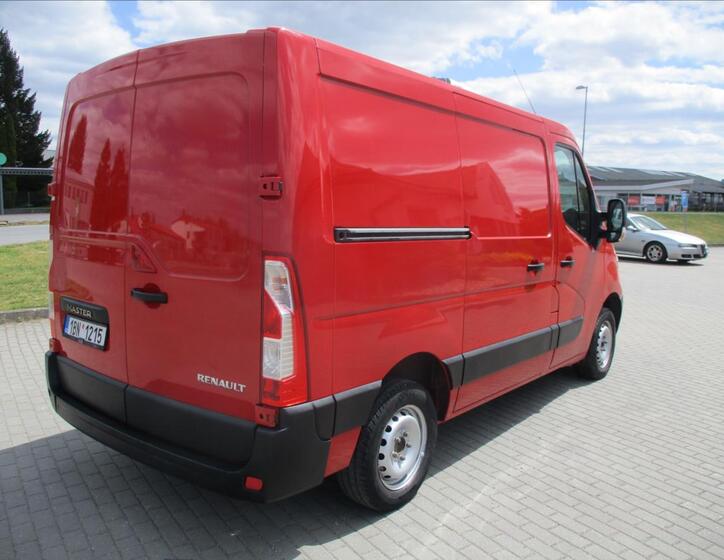Renault Master 4