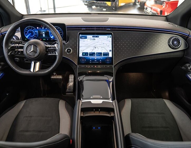 Mercedes-Benz EQE SUV 0,0 215 kw