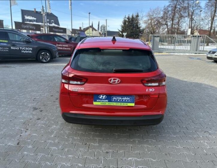Hyundai i30 Kombi 1,5 l 70 kw