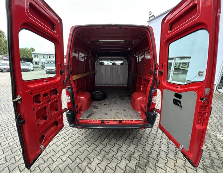 Renault Master Skříň 2,5 l 107 kw