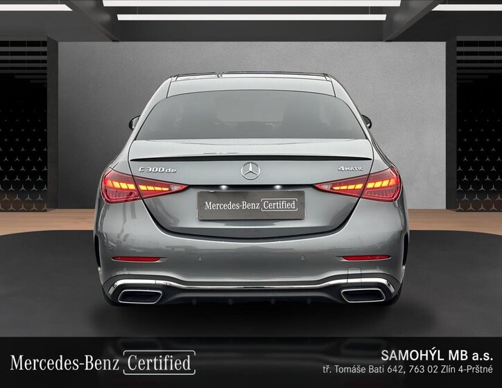 Mercedes-Benz Třídy C Sedan / Limuzína 2,0 l 145 kw