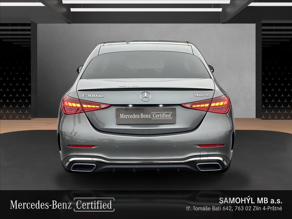 Mercedes-Benz Třídy C Sedan / Limuzína 2,0 l 145 kw