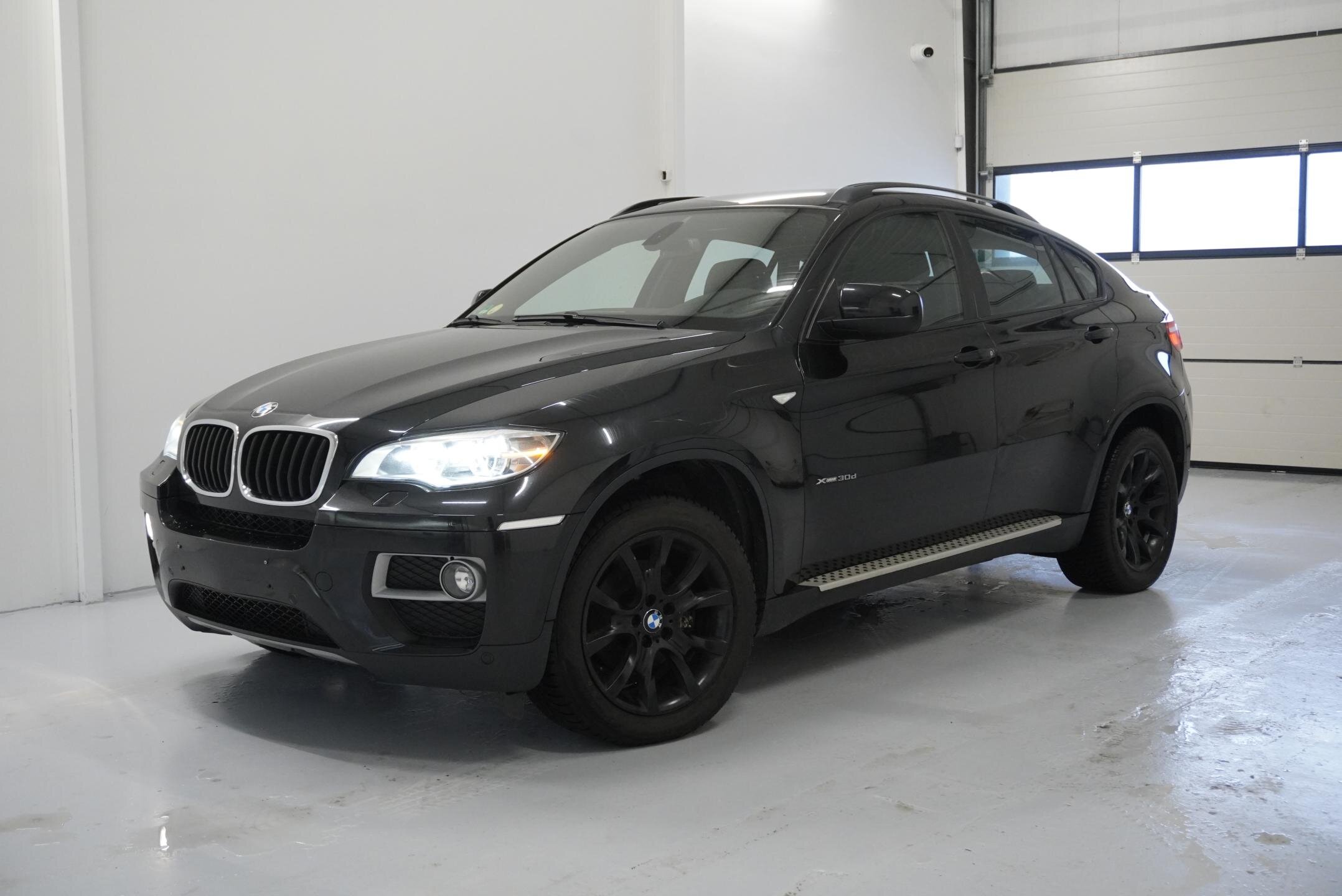 BMW X6 SUV 3,0 l 180 kw