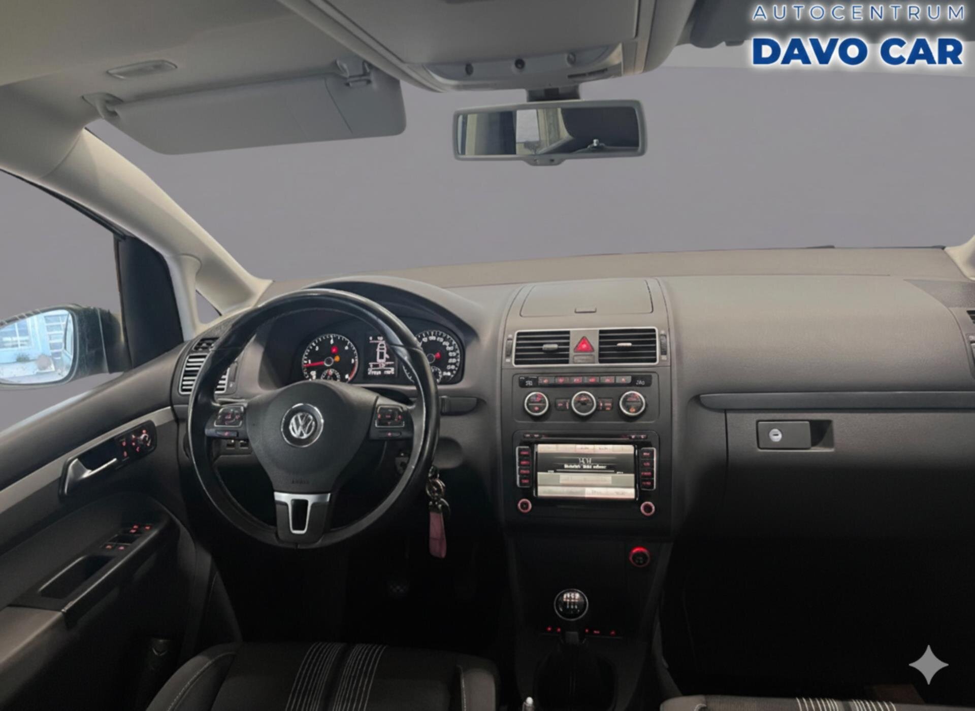 Volkswagen Touran MPV 1,6 l 77 kw