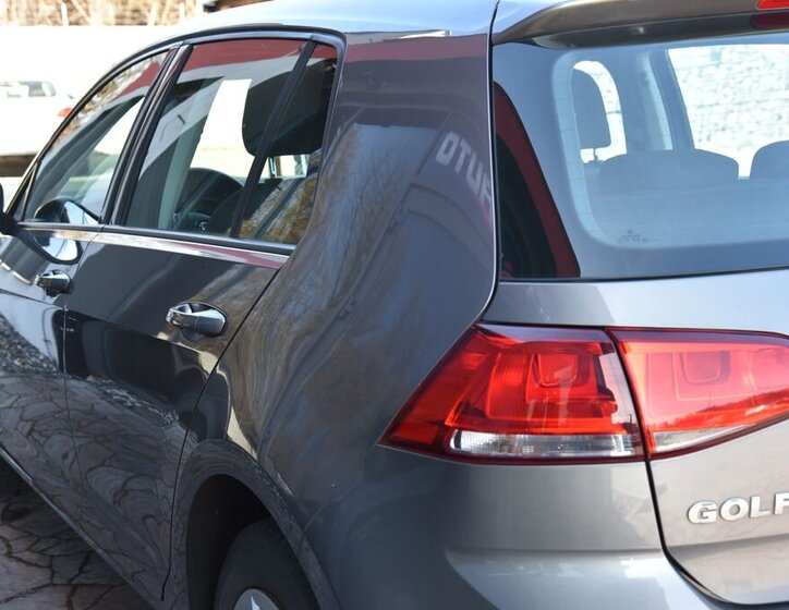 Volkswagen Golf Hatchback 1,2 l 77 kw