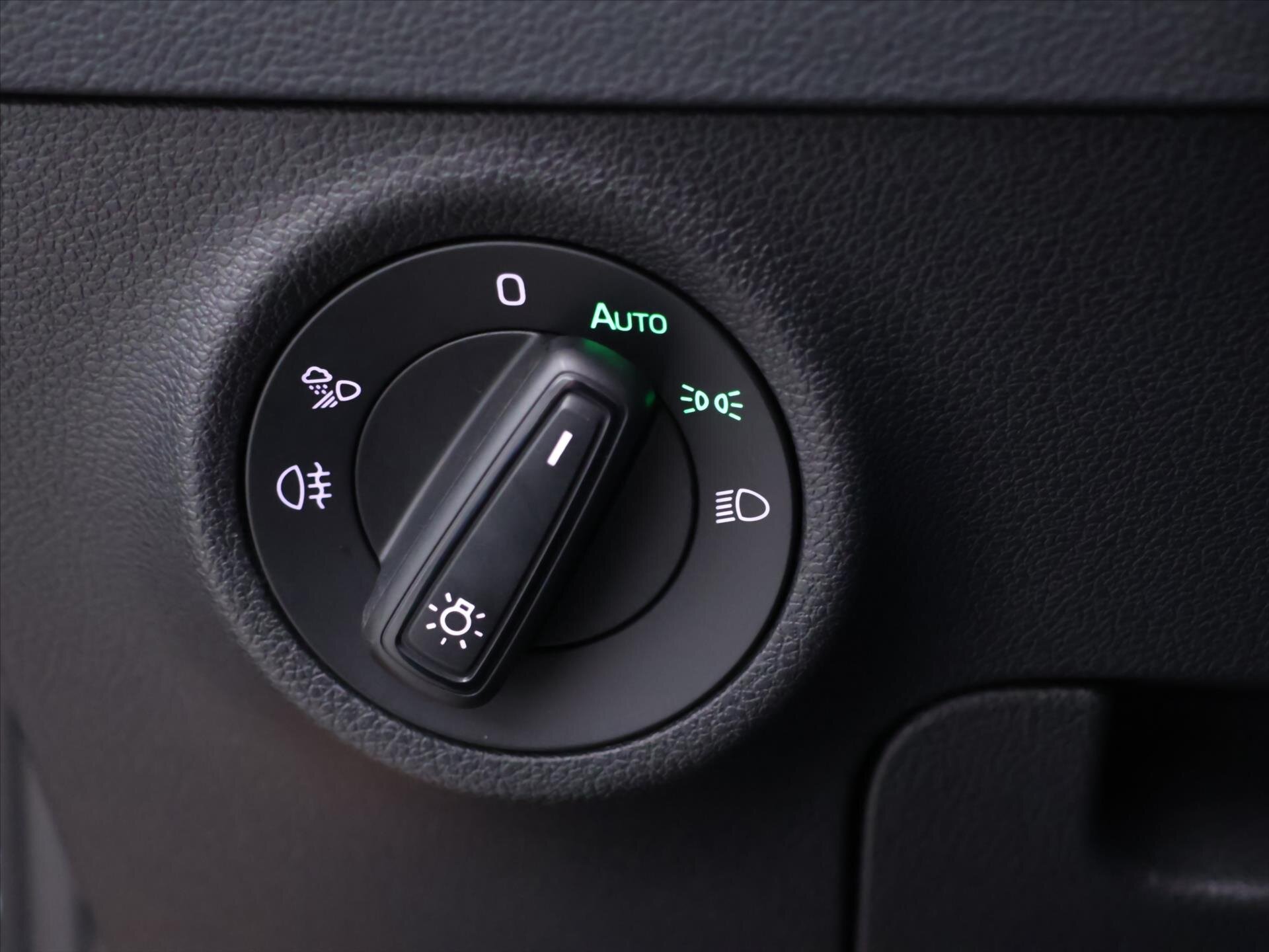 Škoda Karoq SUV 2,0 l 110 kw