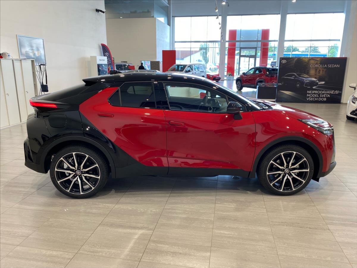 Toyota C-HR SUV 2,0 l 165 kw